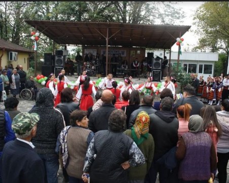Чалъковци отпразнуваха 90 години от преместването на селото СНИМКИ