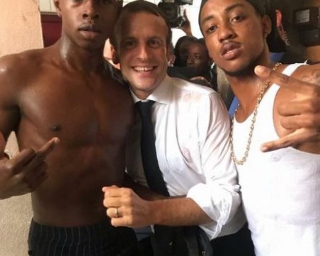 Макрон си навлече гнева на френската общественост заради среден пръст