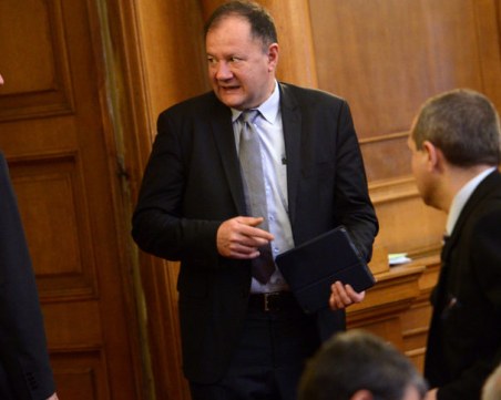 Михаил Миков: Има напрежение в БСП заради едноличното управление