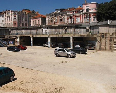 Варна иска да даде 43 млн. на Гергов за Дупката, но ... държавата да плати