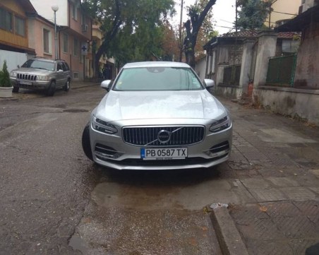 Volvo за 120 бона вече вози Иван Тотев СНИМКИ
