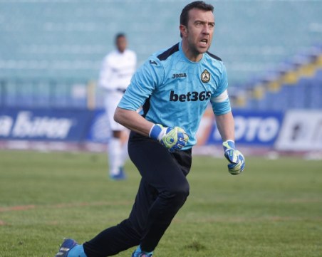 Хубчев повика 42-годишен в националния отбор