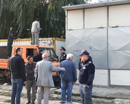 Незаконните магазини в Столипиново функционирали с години, нямали касови апарати