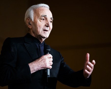 Само най-близките ще присъстват на погребението на Шарл Азнавур