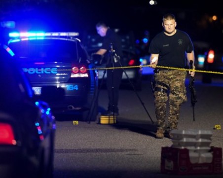 Стрелба в САЩ! Убит е полицай, има ранени