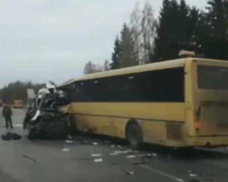 13 души са загинали при тежка катастрофа в Русия