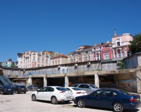 Общинарите във Варна приеха да се платят 43 млн. лева на Гергов за Дупката