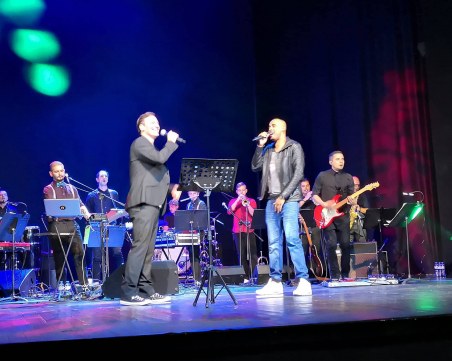 Пълен салон на Драмата аплодира Орлин Павлов и го разплака! СНИМКИ