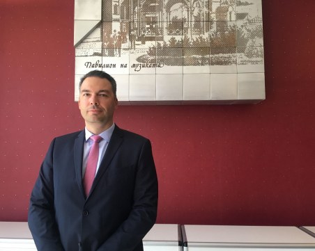 Адв. Емил Георгиев: Липсата на преки избори за ВАС води до паразитирането му на гърба на адвокатите