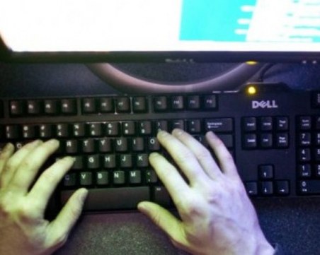 Внимание: Расте броят на педофилите в нета