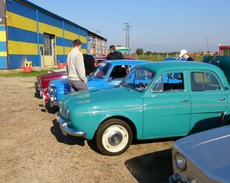 Феновете на Рено се събират на писта “Дракон“ днес