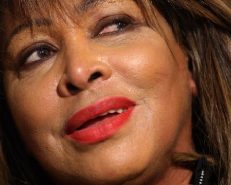 Тина Търнър: Прекарах първата си брачна нощ в публичен дом