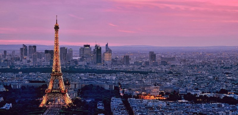 В Париж затвориха цели квартали - борят замърсяването