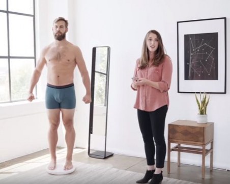 “Умно огледало“ сканира тялото и казва дали сме напълнели ВИДЕО