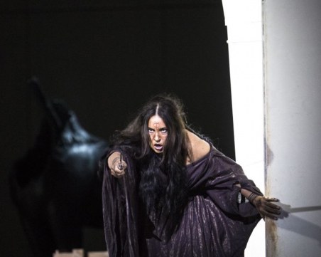 Vogue нареди Соня Йончева сред петте световни вдъхновители