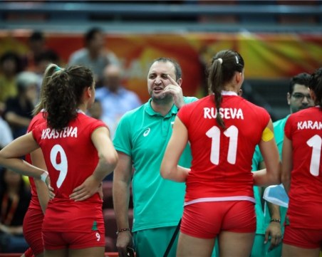 Волейболистките се бориха здраво, но взеха само гейм на Русия