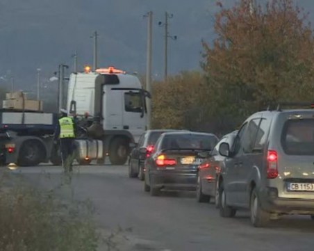 Петима души са пострадали при мелето на АМ Тракия