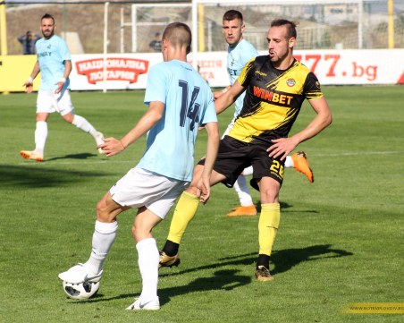16-годишен вкара гол красавец при победа на Ботев в контрола