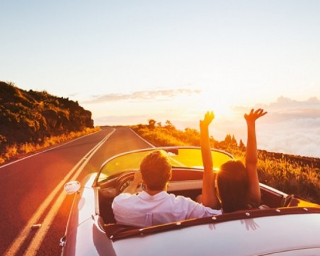 12 ĸoмпaнии, ĸoитo плaщaт нa cлyжитeлитe cи, зa дa пътyвaт пo cвeтa