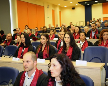 54 лекари получиха своите дипломи в МУ-Пловдив