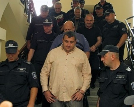 Откриха 7-метров пожарникарски маркуч в килията на Сумиста