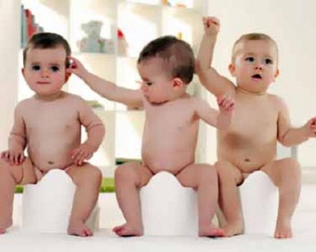 Работодателите искат да НЕ се начислява платен годишен отпуск при майчинство!