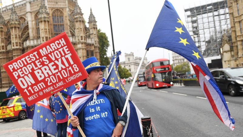 ЕС се готви за крах на преговорите за Brexit, надява се на чудо