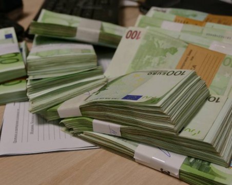 Банков заговор ощетил европейци с 55 млрд. евро