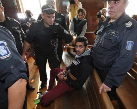 Съдът остави за постоянно Северин в ареста СНИМКИ