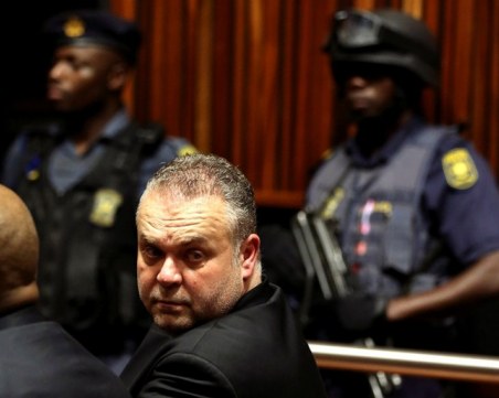 Чешки мафиот с връзки с българин разкрива изтезания и подправяне на улики в Южна Африка