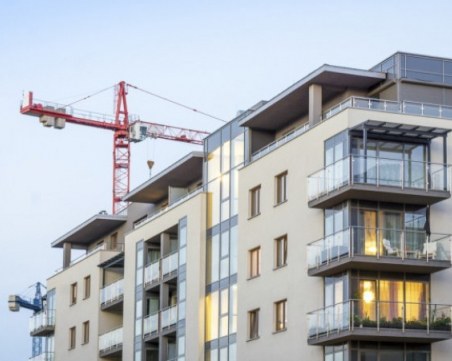 Риск от балон на пазара на имоти заради инфлацията