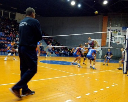 Виктория Волей спечели пловдивското дерби със СК Строител