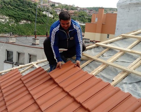 Майстори изнудват в Пазарджишко, остават недовършени ремонти