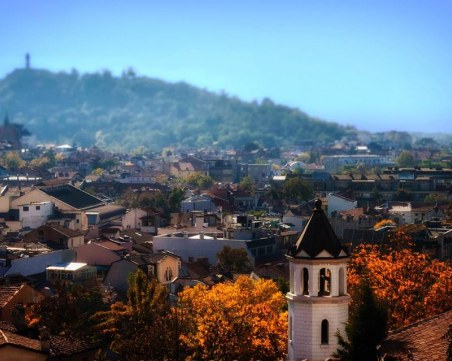 Новата седмица идва със захлаждане, облаци и дъжд