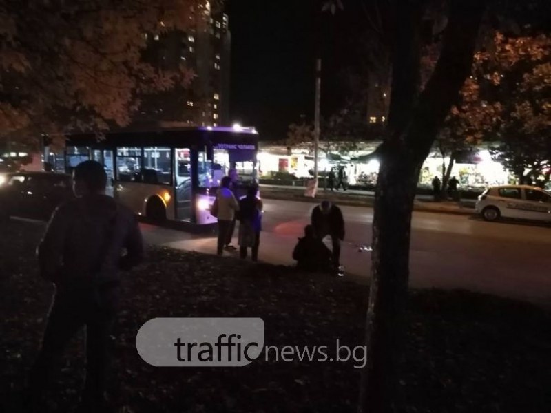 Пак! Автобус блъсна жена в ЖР Тракия в Пловдив! СНИМКИ
