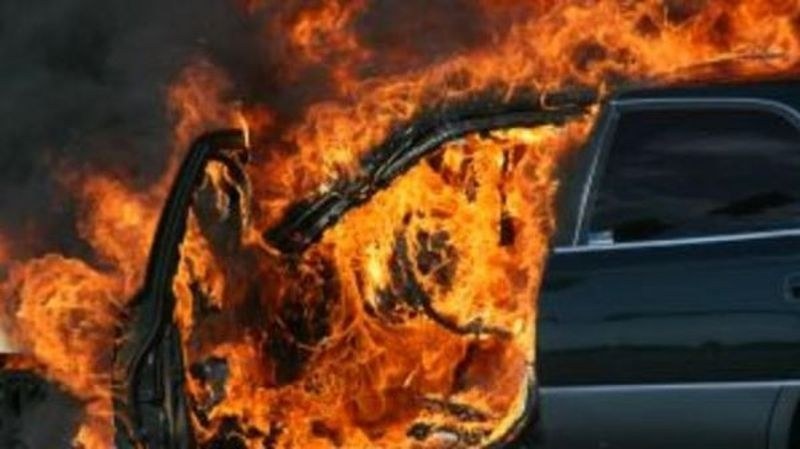 Подпалиха български и румънски коли в Калабрия