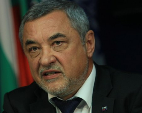 Валери Симеонов драматично: Моля, организираният протест в моя подкрепа да не се състои!