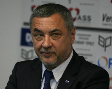 Валери Симеонов не е изрод!, каза... Валери Симеонов