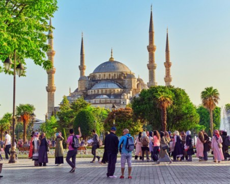 Германия предупреждава туристите си в Турция да внимават какво публикуват в нета