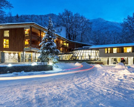 Спипаха известна бизнесдама да краде ток за лъскавия си хотел над Рилския манастир