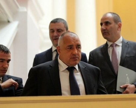 Вотът на недоверие не мина, само БСП и ДПС гласуваха 