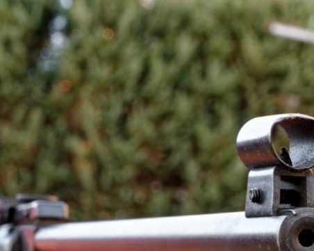 15-годишна се простреля с въздушната пушка на баща си