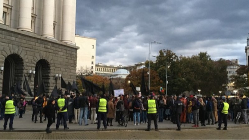 Протестът на майките прераства в гражданско неподчинение