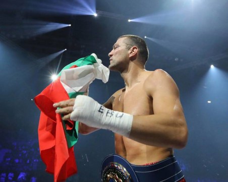 Тервел подгря Кобрата с експресна победа, титла за по-малкия брат СНИМКИ