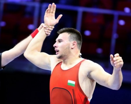 България с 4-ти медал от световното по борба