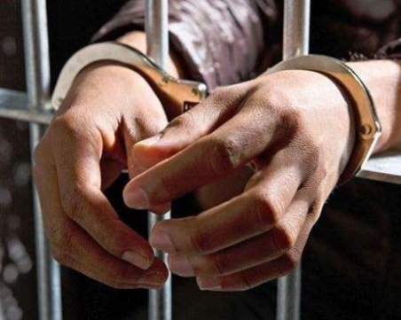 Арестуваха 35-годишен мъж в Пловдив! Нападнал и обрал жена