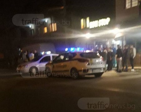 Кола помете момче в Столипиново и избяга! Десетки роми са на улицата СНИМКИ