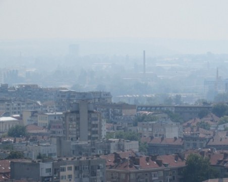 Започна се! Въздухът в Пловдив се превръща в токсичен, първи дни с ФПЧ над нормите
