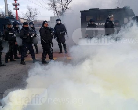 Засилено полицейско присъствие на мача Локо-ЦСКА, затварят ключови улици
