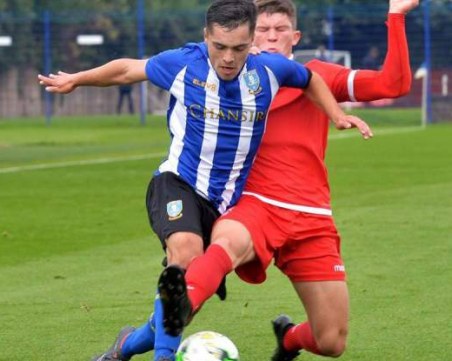 Талант от школата на Локо наниза хеттрик в Англия